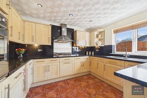 Photo 29- click for photo gallery